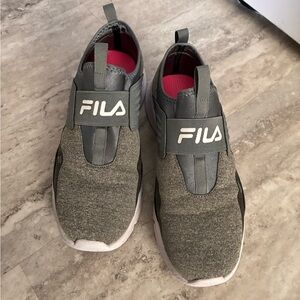 Fila Slip-On Sneakers | Gray & Pink | Size 9 | Lightweight Athletic Shoes